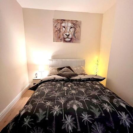 Relax Dotcom Apartment แมนเชสเตอร์ ภายนอก รูปภาพ
