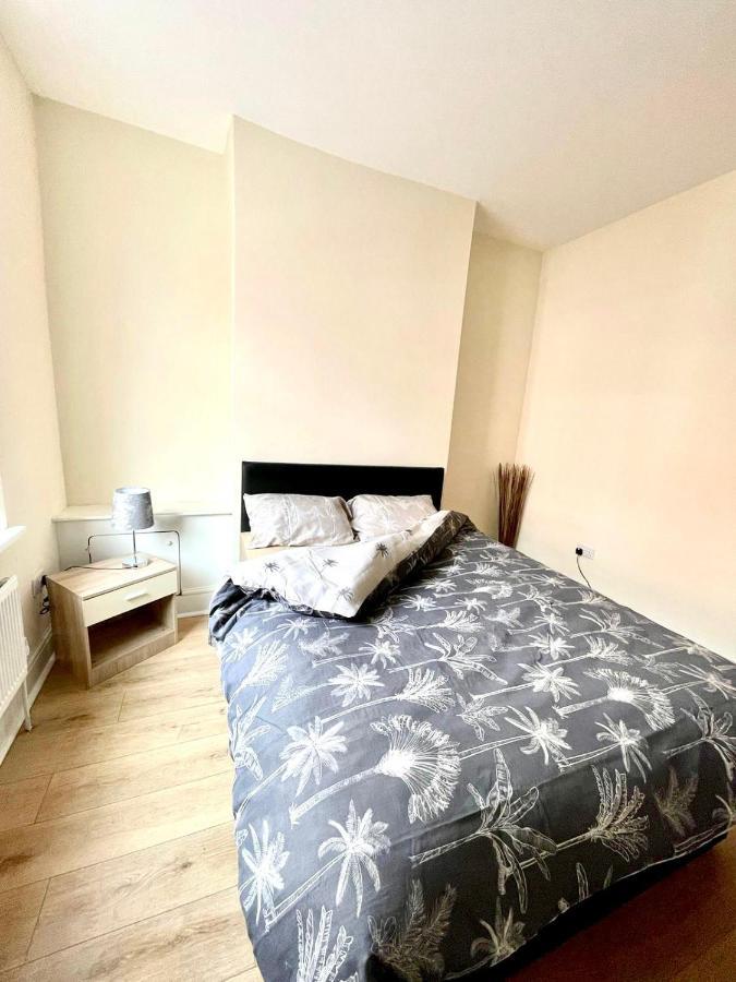 Relax Dotcom Apartment แมนเชสเตอร์ ภายนอก รูปภาพ